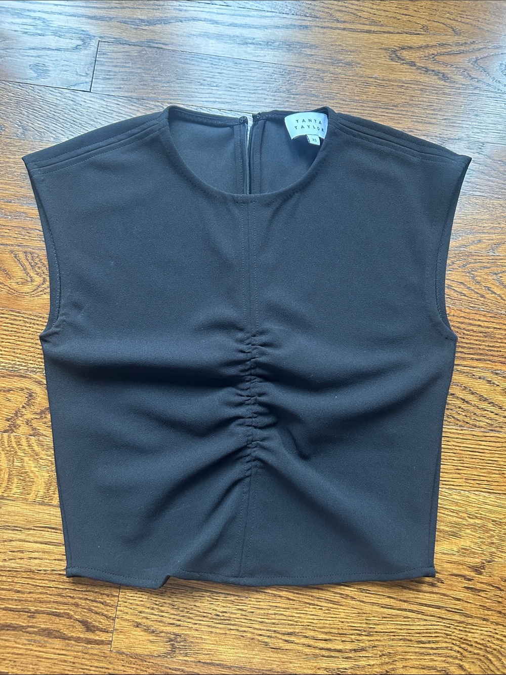NWOT Tanya Taylor Black Sleeveless Cropped Ruched Front Tanks
